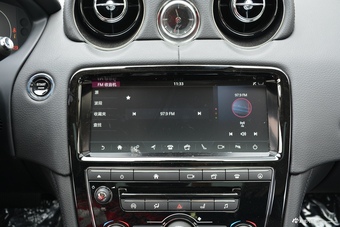 2018款捷豹XJL 3.0L自动SC两驱典雅商务版 