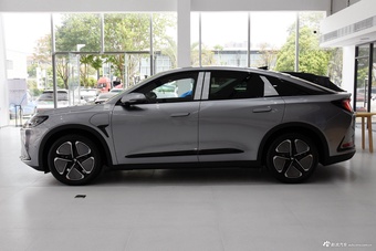 2025款极狐 阿尔法S6 735MAX 175kW