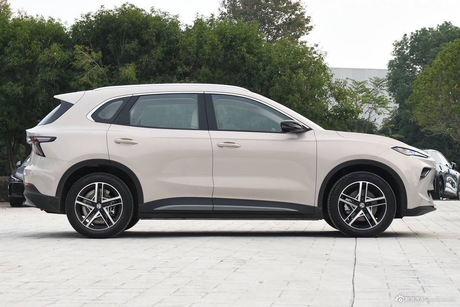 一分钟知晓价格不了解下？名爵MG ES5全国最低9.42万