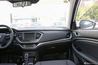 2017款陆风X2 1.6L手动劲锐版