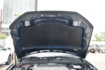 2025款奥迪Q7 45 TFSI quattro S line黑武士型