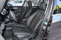 2019款宝马2系多功能旅行1.5T领先型220i 