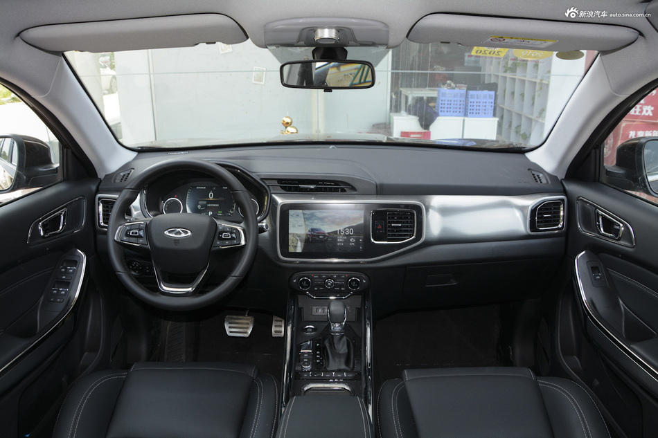 2018款瑞虎8 1.5T自动旗舰型 7座