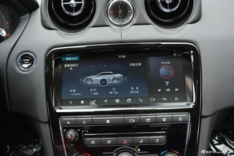 2018款捷豹XJL 3.0L自动SC两驱典雅商务版 