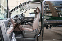 2019款风行M6 1.5T手动长轴豪华型7座