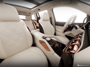 2024款巴菲特600 3.0T 4MATIC官图