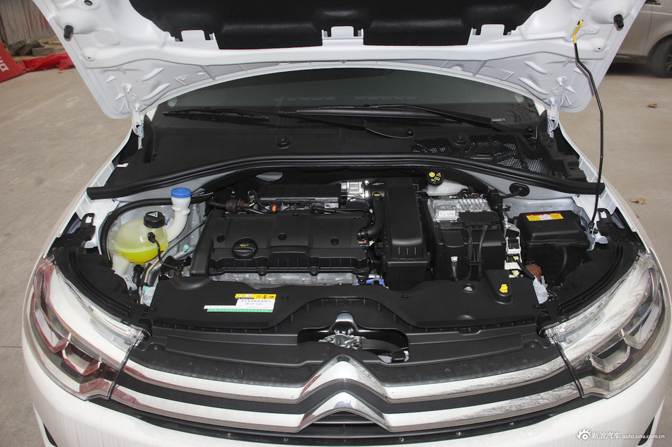 2018款雪铁龙C3-XR改款1.6L自动时尚型