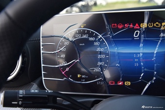 2025款奔驰CLE 260 轿跑车