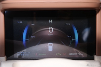 2026款奔腾小马222km 闪耀马