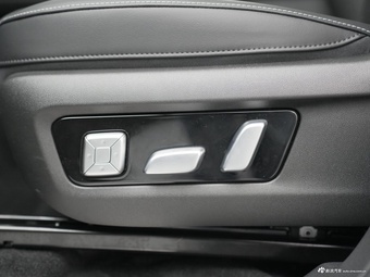 2025款坦克300 Hi4-T