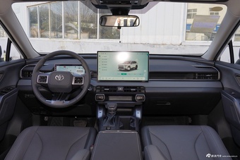 2026款RAV4荣放 2.0L 两驱豪华版