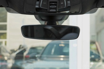 2024款奥迪Q5L 45 TFSI 豪华动感型