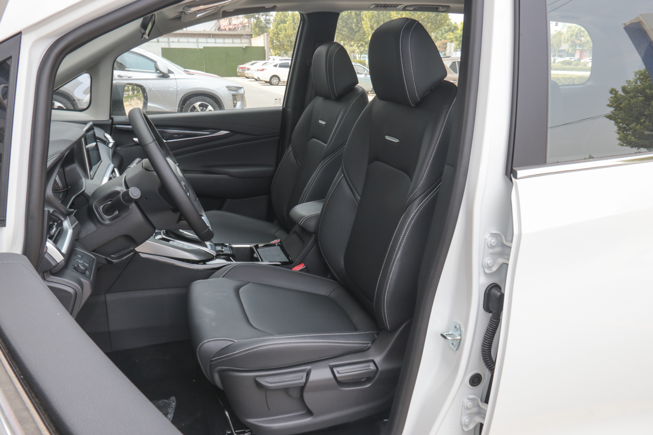 2019款上汽MAXUS G50 1.5T自动精英版国VI