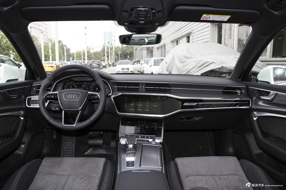 2019款奥迪A6L 2.0T自动45TFSI臻选动感型