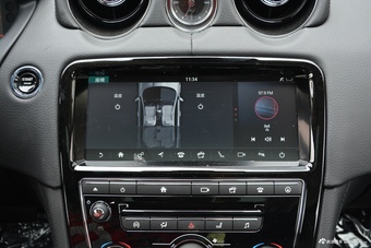 2018款捷豹XJL 3.0L自动SC两驱典雅商务版 