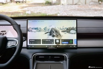 2025款瑞虎8 PLUS C-DM 1.5T 116KM豪华型 5座