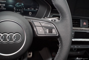 2025款奥迪S4 Avant 3.0TFS