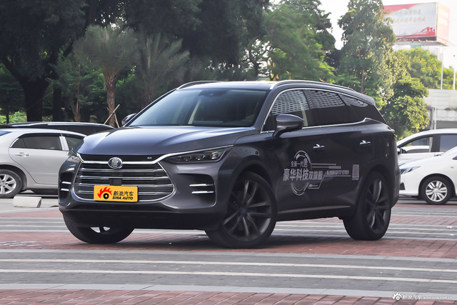 2019款比亚迪唐DM 2.0T全时四驱智联创领型7座国VI