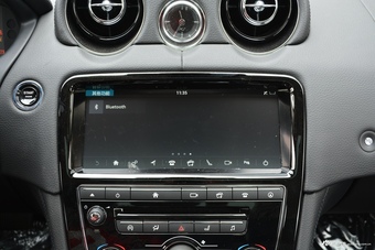2018款捷豹XJL 3.0L自动SC两驱典雅商务版 