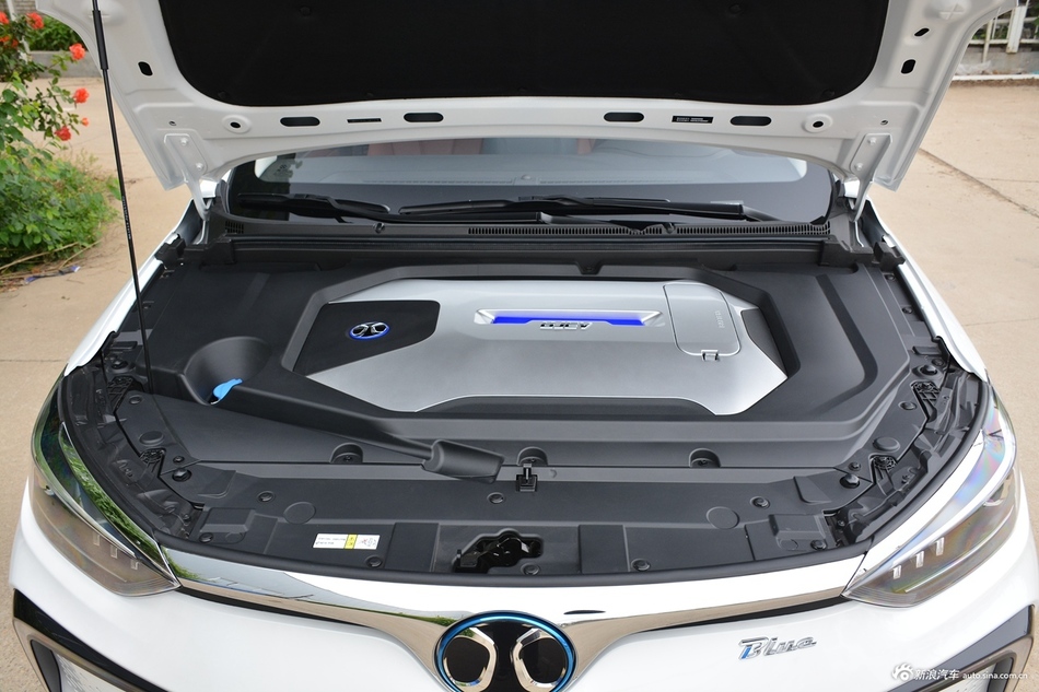 2020款EU5京彩款R500智风版