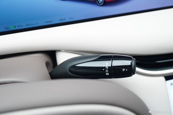 2025款智己L6 四驱性能版