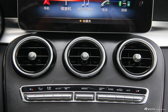 2019款奔驰C级C 260L 2.0T自动运动版