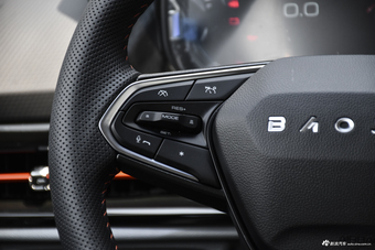 2019款宝骏RC-6 1.5T自动24小时在线豪华型