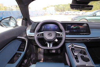 2026款MG7 1.5T 300 DCT优雅版