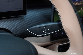 2024款风云T9 210 超长续航版豪华型 5座 磷酸铁锂