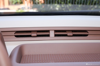 2026款奔腾小马222km 萌趣马 Plus