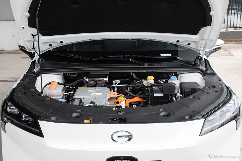 2023款AION S Plus 70 乐享版 磷酸铁锂