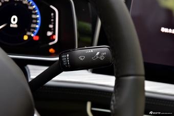 2025款速腾 改款 300TSI DSG卓越版