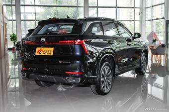 2024款长安CS75 PLUS 第三代 冠军版 1.5T 智驾劲航型