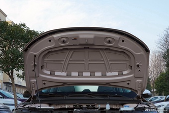 2025款零跑B01 550舒享版