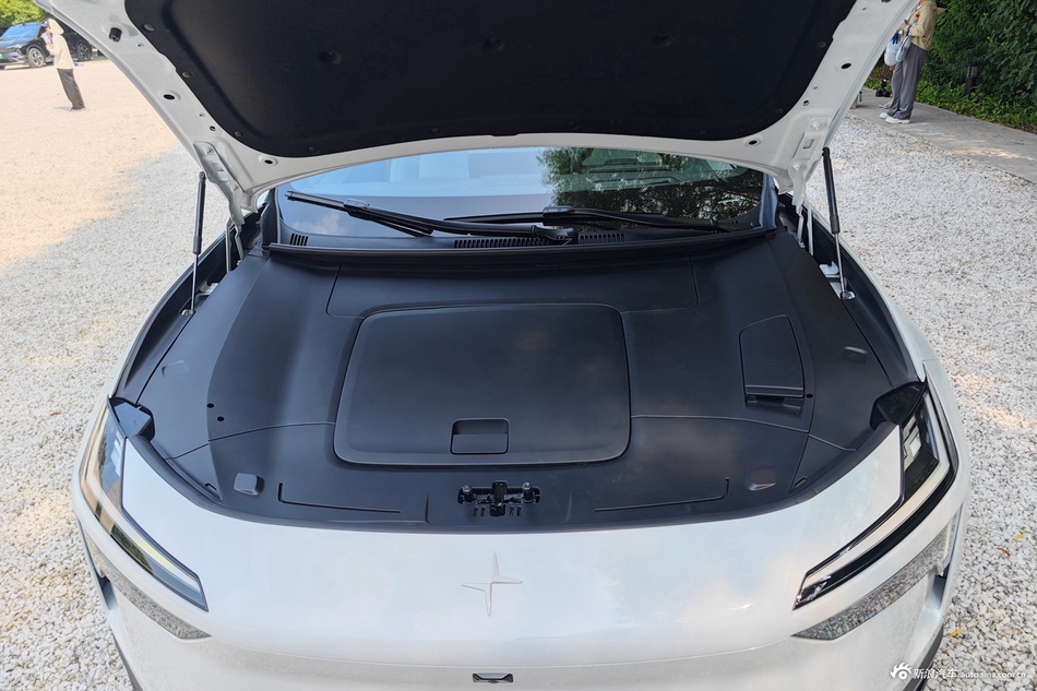 2023款Polestar 4 双电机高性能PLUS