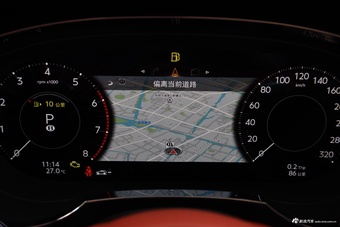 2024款添越 4.0T V8 长轴距版