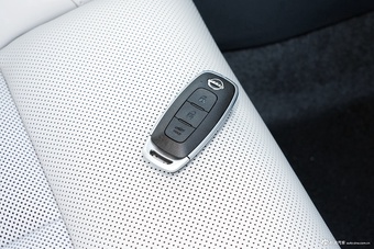 2026款天籁 2.0L 智能超舒适版