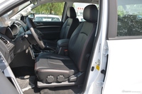 2019款黄海N7 2.4T自动两驱汽油运动版