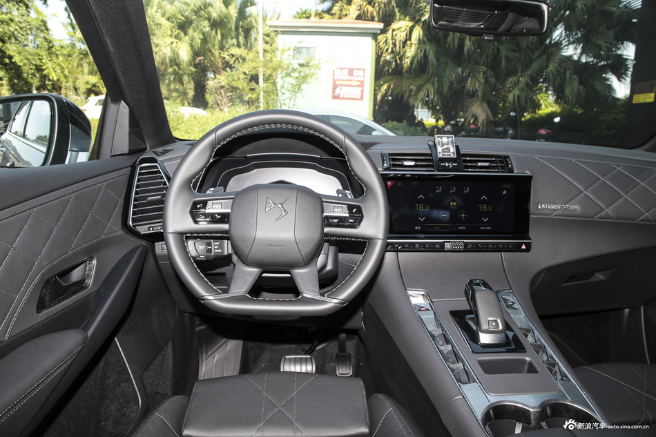 2020款DS 7 1.6T自动里沃利版45THP