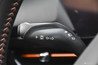 2019款宝骏RC-6 1.5T自动24小时在线豪华型