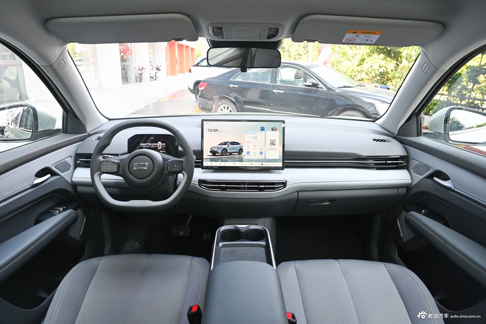 2025款悦意03 565km 畅享版