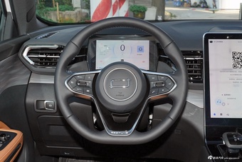 2025款奔腾T90 龙耀版 1.5T 欢享型