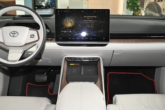 2026款铂智7 高配