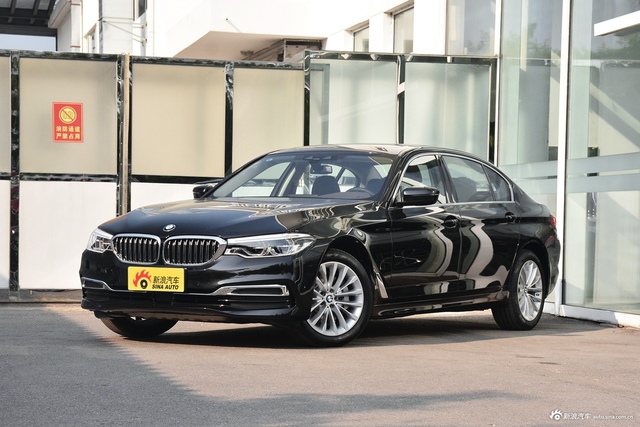 2020款宝马5系2.0T 530Li xDrive豪华套装