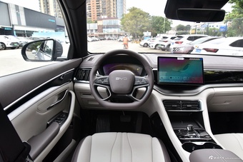 2025款宋PLUS EV 智驾版 520km 豪华型