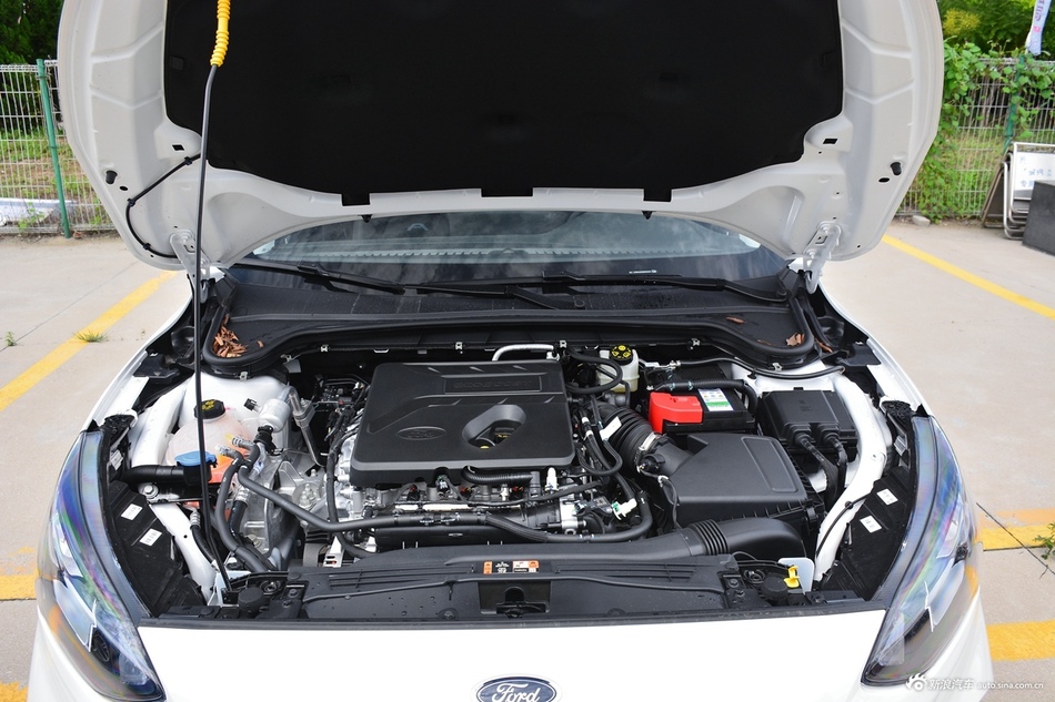 2020款福克斯Active EcoBoost 180劲潮型