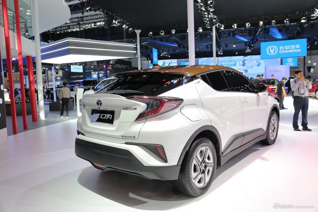 奕泽IZOA EV