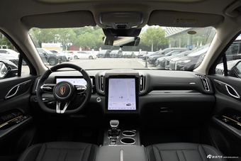 2024款红旗HS3 PHEV 115km 劲为版
