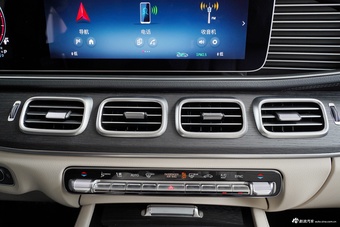 2025款奔驰GLE级 改款 GLE 450 4MATIC 豪华型