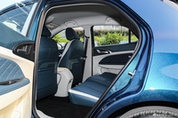 2023款欧拉好猫 401km标准续航 豪华型 磷酸铁锂